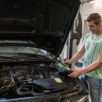 Reparatur eines Autos